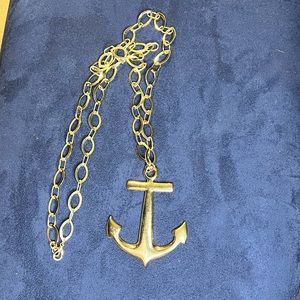 Gold tone anchor necklace